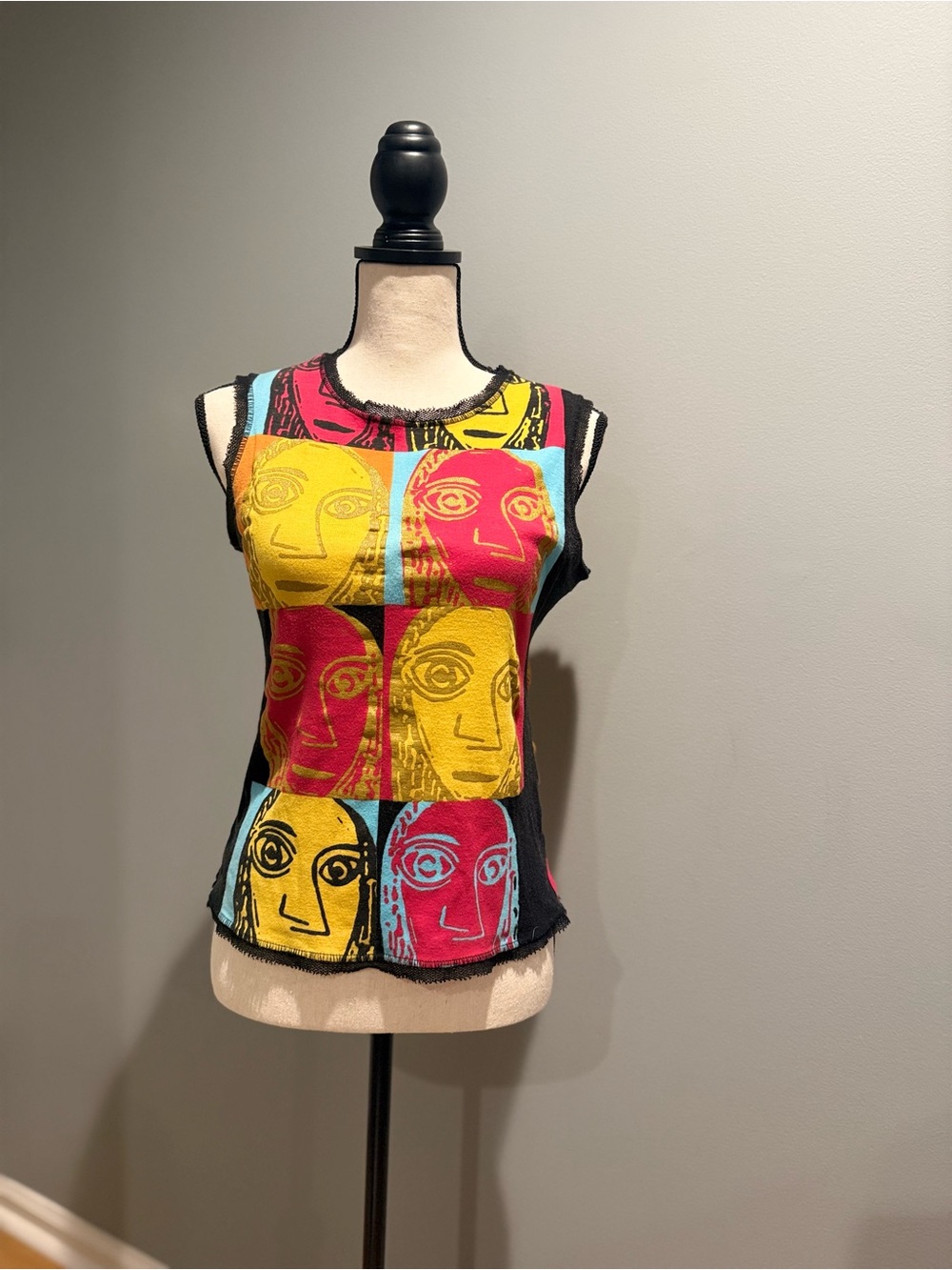 Paramita Colorful Abstract Face Print Sleeveless Top Size L